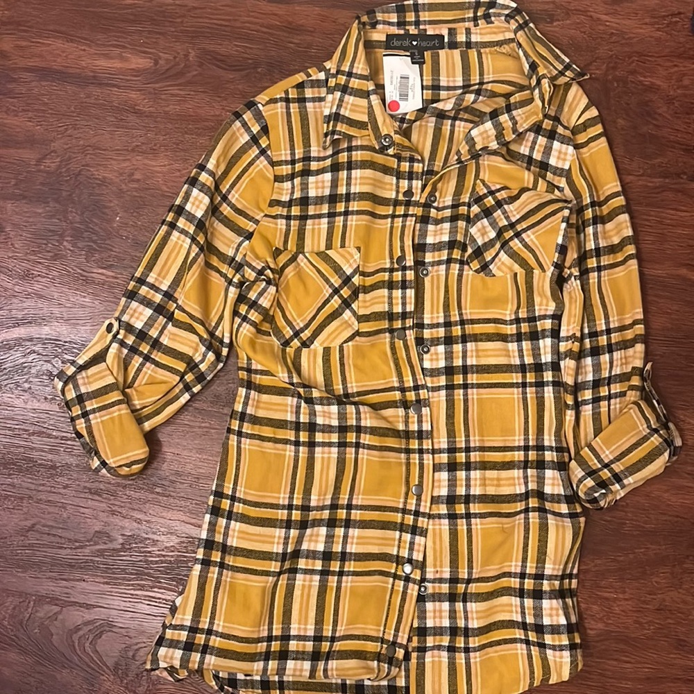 Derek heart long sleeve shirt